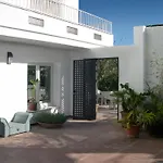 Apartamentos Turisticos La Mundial
